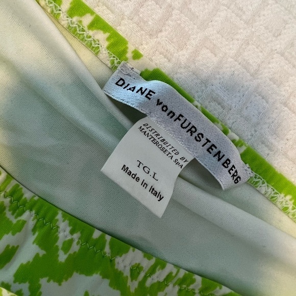 Sexy string bikini DIANE VON FURSTENBERG - Picture 11 of 13